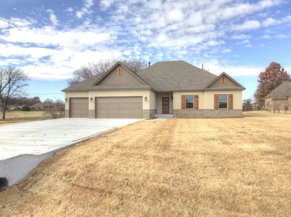 21796 S Summit Trl, Claremore, OK 74019