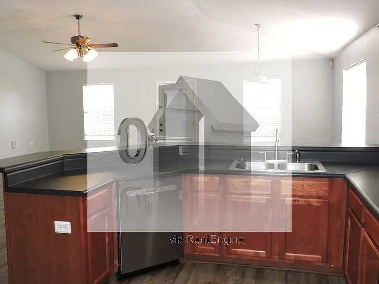 2310 Tall Oak Dr — Photo 14