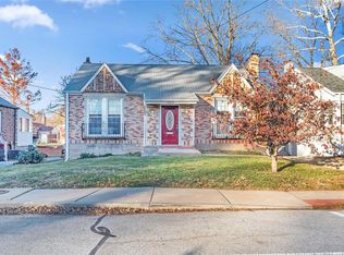 8849 Litzsinger Rd, Saint Louis, MO 63144