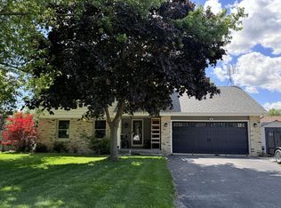 5424 Charles St, Racine, WI 53402