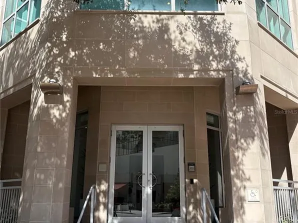 1350 Main St, Sarasota, FL