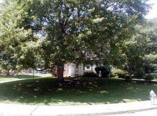 531 Arlington Ave, Milmont Park, PA 19033