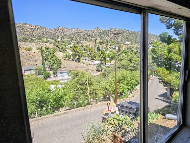 834 Sims Rd — Photo 4