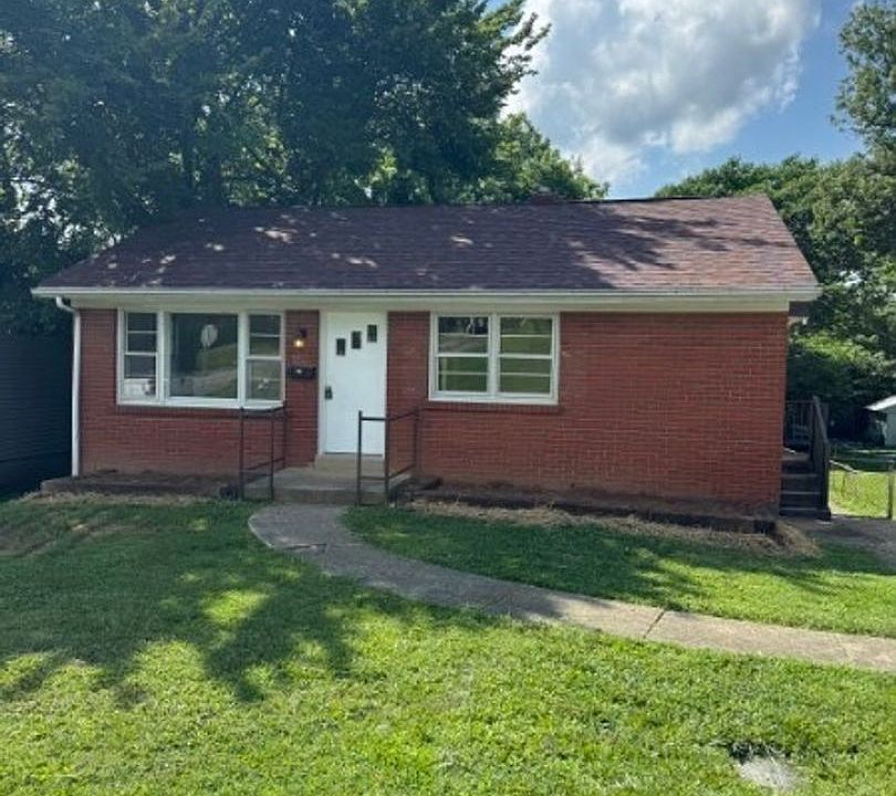 1st image of 604 N Mantle Ave