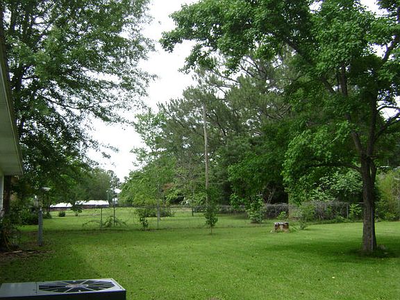 2nd image of 1004 Senic Hill Cir