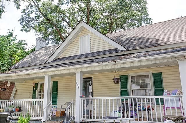 1st image of 315 Willow St