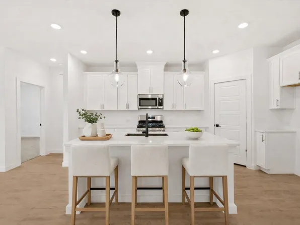 7136 Intrepid Dr, Fort Worth, TX 76179