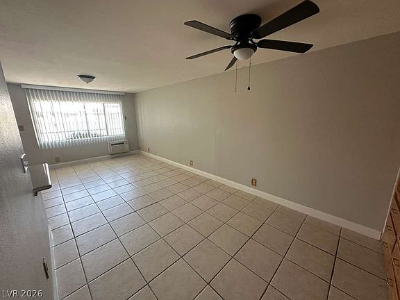 5th image of 4600 Paradise Rd Unit 43