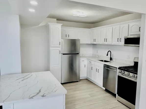 1836 Metzerott Rd APT 1722, Hyattsville, MD 20783