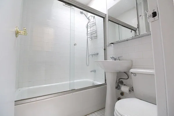 Rented by Corcoran | media 12