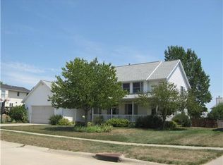 2175 Stratford Dr, Marion, IA 52302