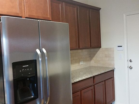 4th image of 1620 Bryant Dr Unit 1903