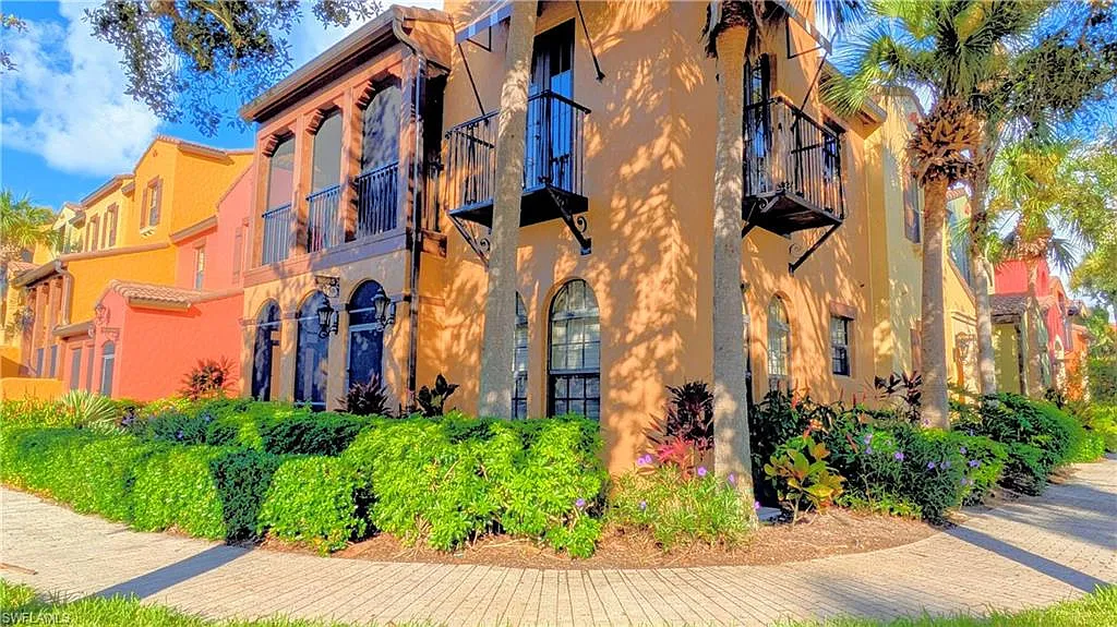 2 bed, 2.0 bath, 1225 sqft, $7,500 — Photo 1
