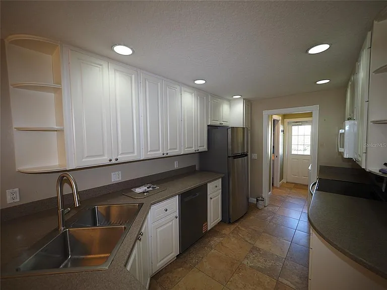 1649 Napoli Dr W — Photo 5