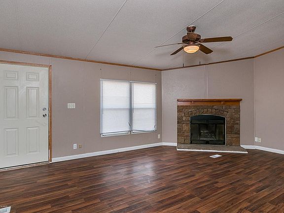 003_Living Room