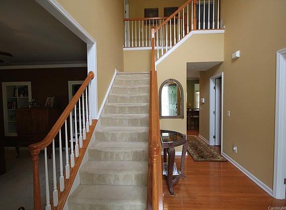 3rd image of 1061 Victoria Blake Ln