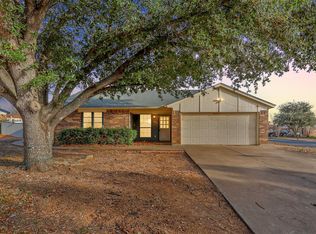 1415 Clearfield Dr, Cleburne, TX 76033