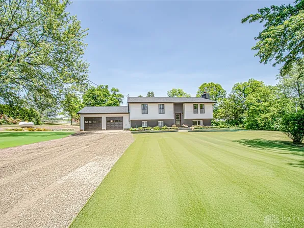 132 Maple Ave, Somerville, OH 45064