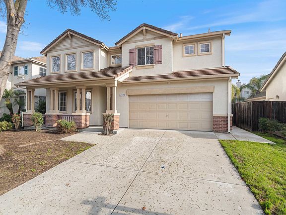 2nd image of 4925 Bay View Cir