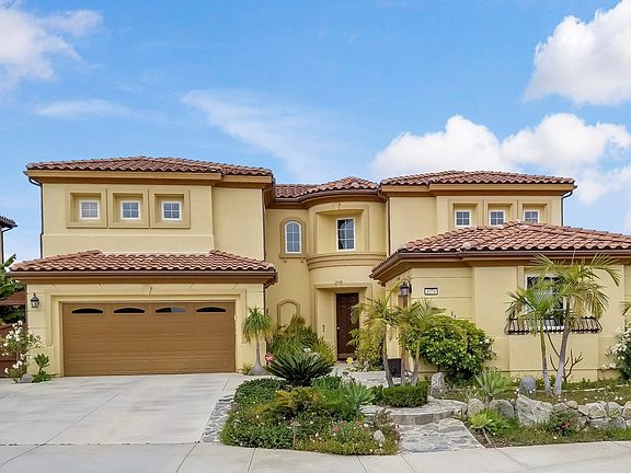 2nd image of 1074 Village Dr