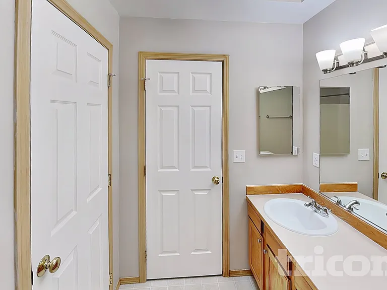 2943 Lowren Loop — Photo 10