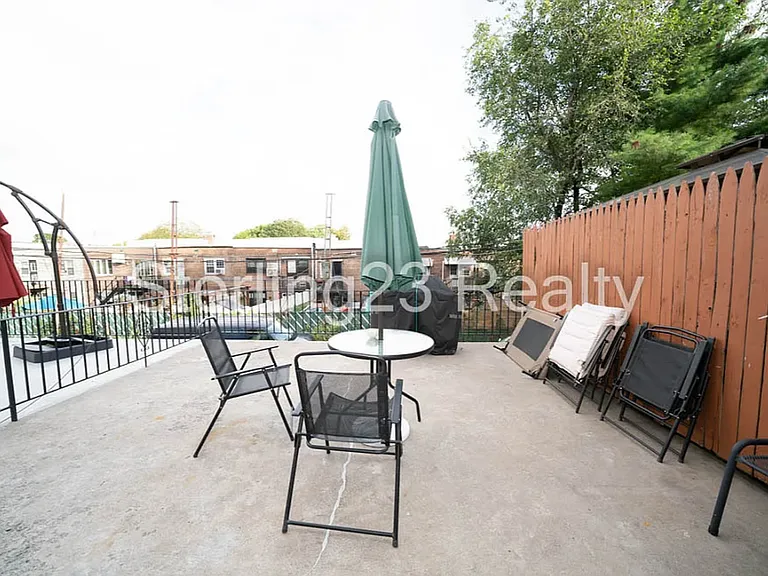 21-19 46th St #1 — Photo 15