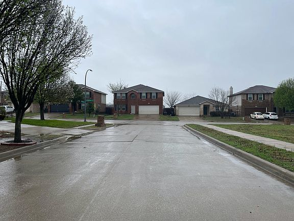 4th image of 2141 Navada Way