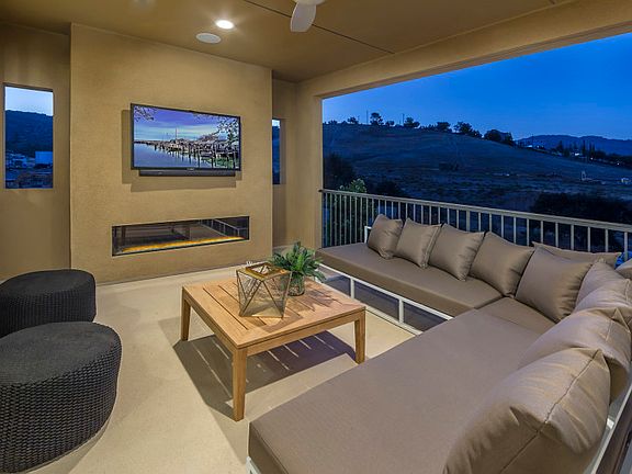 Optional Balcony Game Room