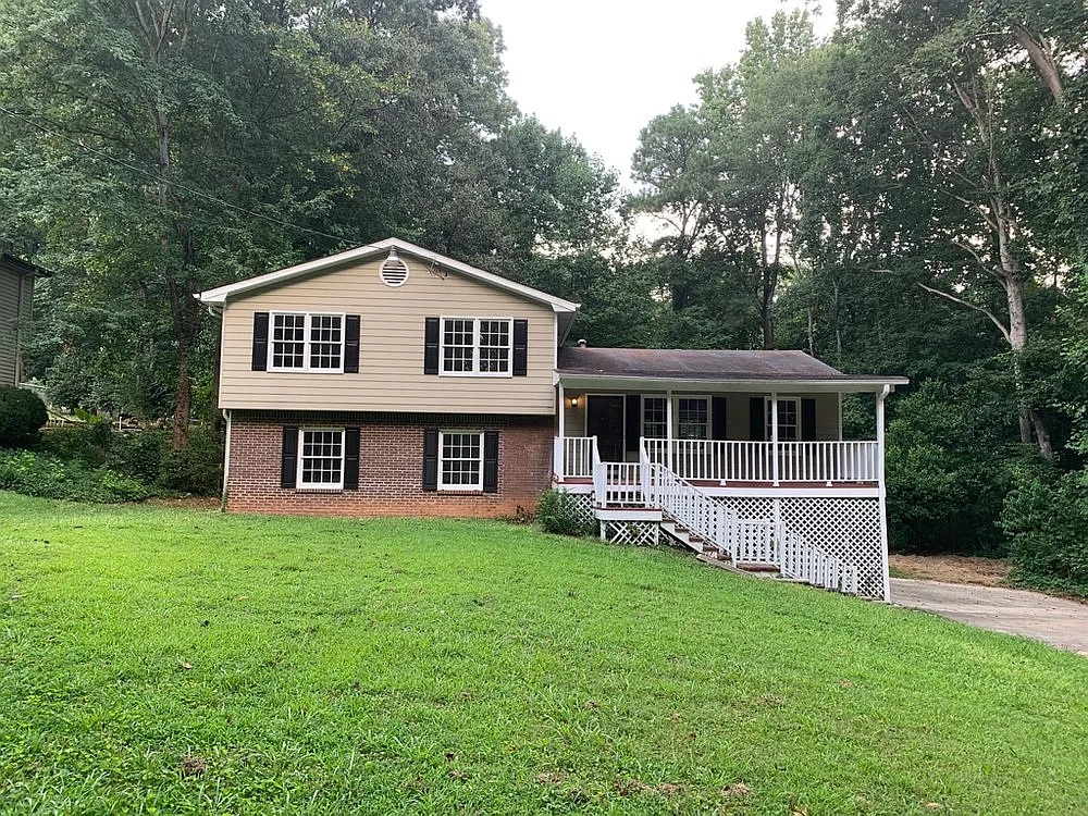 1707 Quail Run photo 1