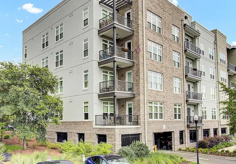 125 Pier View St #209 — Photo 32