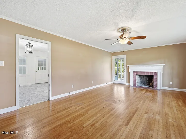 1760 John Small Ave — Photo 22