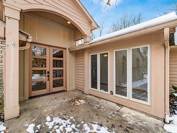 3rd image of 6253 Headley Heights Ct