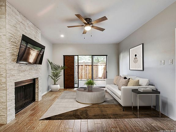 2nd image of 143 Terrell Rd 1/2 #1/2