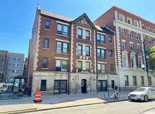 3345 N Marshfield Ave APT 204, Chicago, IL 60657