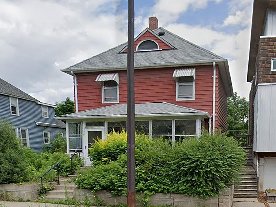 1st image of 79 King St E