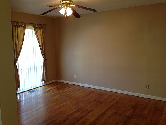4th image of 2382 Glengerrie Dr