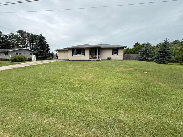 1400 Perry St, Manistee, MI 49660