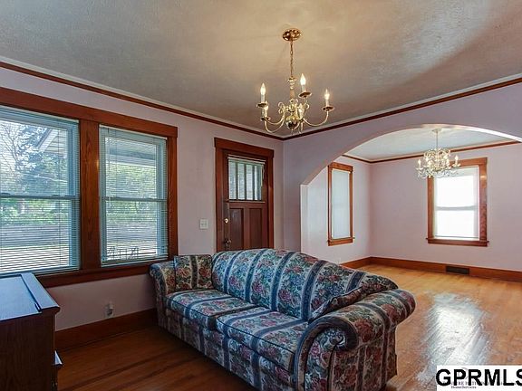 4th image of 4364 S 42nd St
