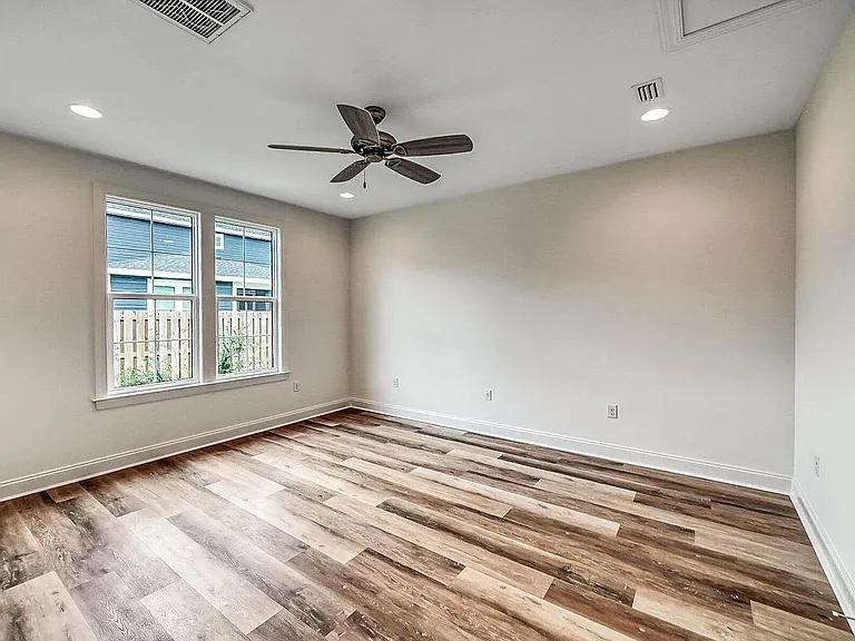 22 Roundwood Dr #294 — Photo 10