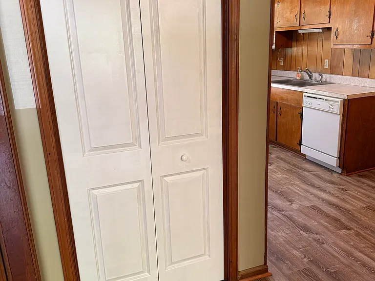 48 Larry St SW #A — Photo 8