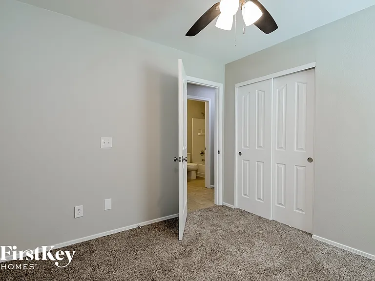 5747 W King Snake Dr — Photo 12