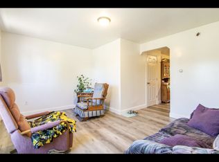 8 Priest Hill Rd, Vassalboro, ME 04989