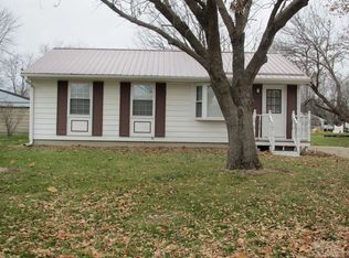 909 N Aldrin Dr, Mount Pleasant, IA 52641
