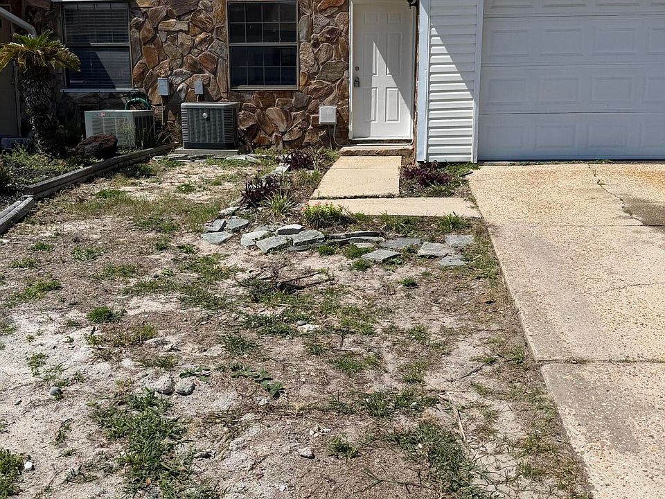 1st image of 637 Sandalwood Dr