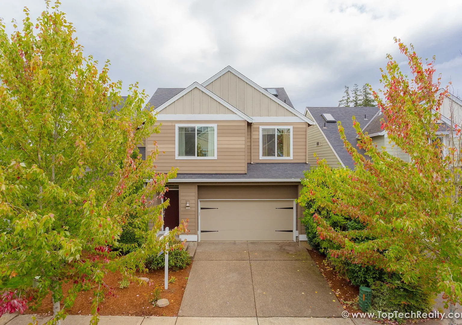 Lovely 4 BD* 2.5 BA* Single Family Home Located Near Quatama MAX Station, Tanasbourne Mall & Orenco! — Photo 1