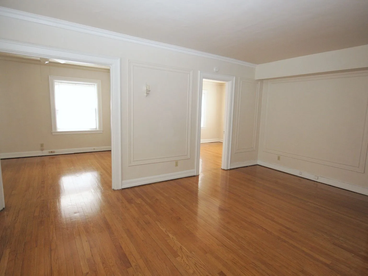 Stanton Apartments — Photo 4