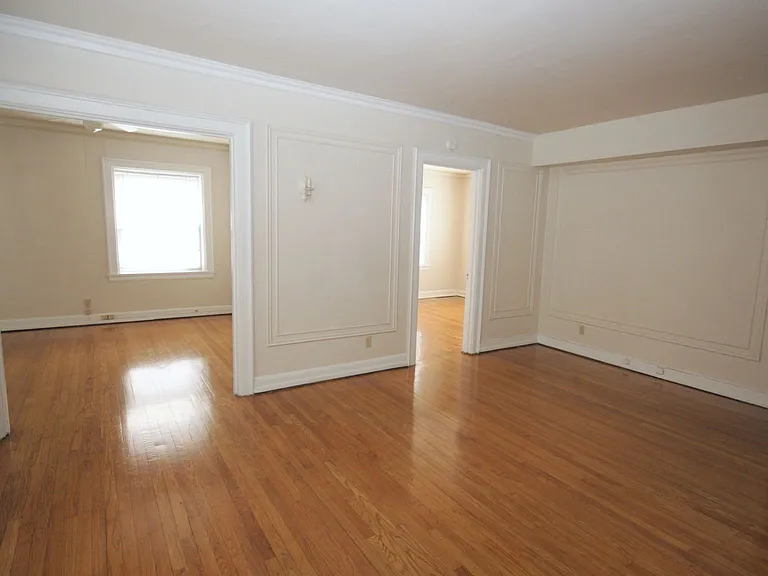 Stanton Apartments — Photo 4