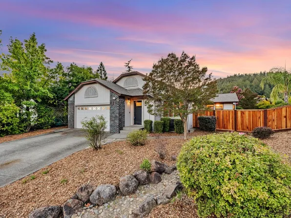 105 Chardonnay Court, Cloverdale, CA 95425