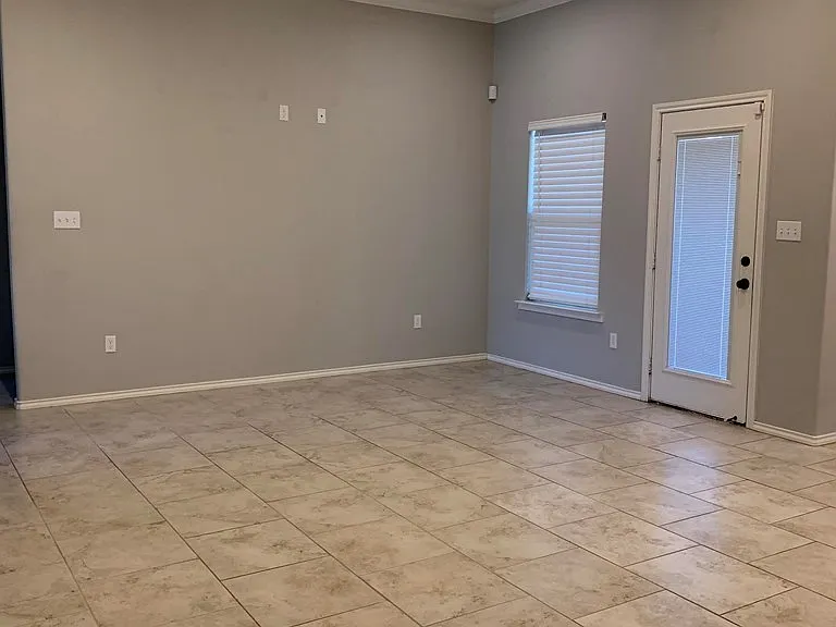 905 Cheyenne St — Photo 4