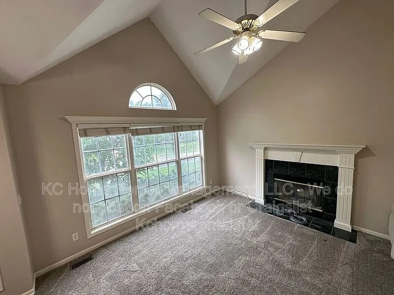 1224 SE Princeton Dr — Photo 11